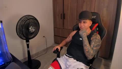 Jake Pons online show from April 25, 9:44 am