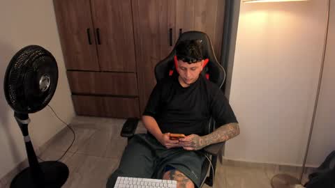 Jake Pons online show from June 9, 10:15 am