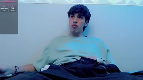 jake_tripp online show from October 18, 5:00 am