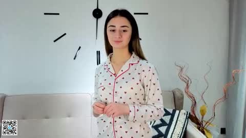 Iris online show from November 24, 4:11 am