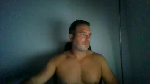 jam3s5959 online show from July 29, 8:47 am