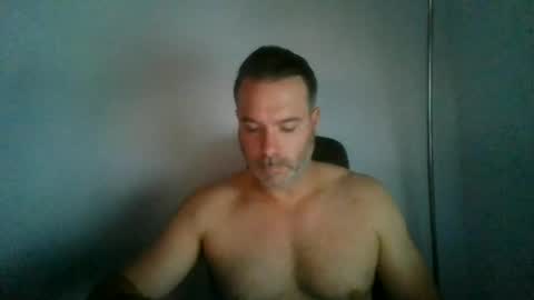 jam3s5959 online show from June 12, 9:08 am