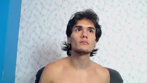 james_morrisonm online show from April 22, 1:51 pm