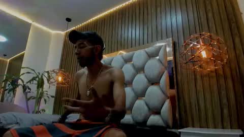 James Walsh online show from February 4, 8:24 pm