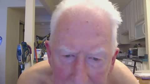 jamesmichael9999 online show from April 17, 5:37 pm
