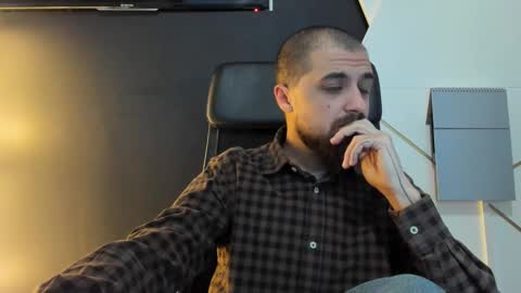 JamesMyers online show from February 22, 5:44 am