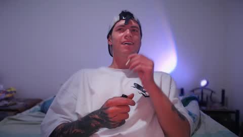 jamesss____ online show from February 12, 3:51 am