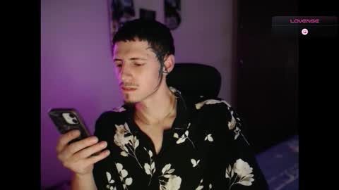 jamesss____ online show from November 27, 9:44 pm