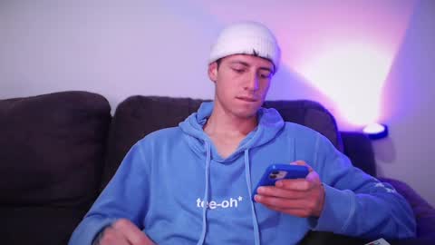 jamesss____ online show from February 22, 5:57 pm