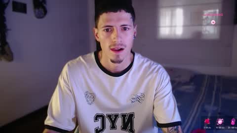 jamesss____ online show from November 24, 4:16 pm