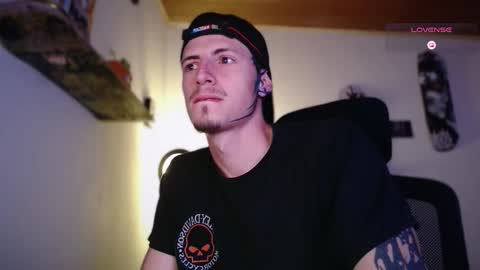 jamesss____ online show from November 30, 9:33 pm