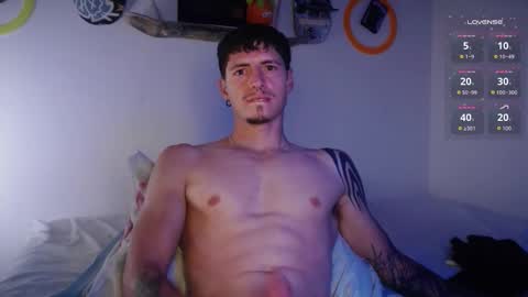 jamesss____ online show from October 17, 5:00 am