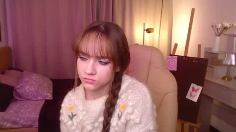 jamie_chung online show from November 22, 1:15 am