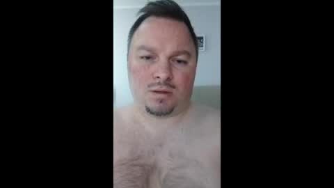 jamiecruz89 online show from April 20, 7:11 am