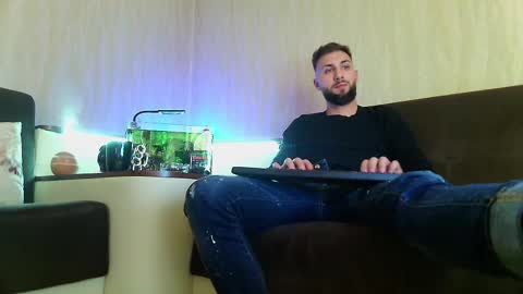 Robbie online show from March 5, 12:16 am