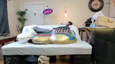Snapshot of jamwarnerone chatting on September 19, 12:42 pm Bootyshows online show from September 19, 12:42 pm