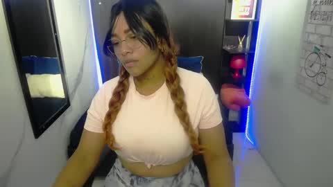 JANA LUX online show from May 25, 1:28 pm