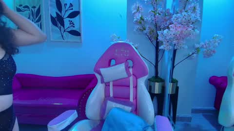 jane_peters online show from May 27, 11:40 am
