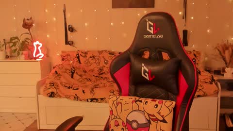 Jane online show from November 23, 6:06 pm