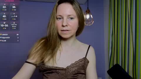 janepearl online show from April 16, 9:39 pm