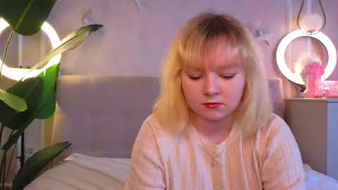 Diane online show from November 7, 10:07 am