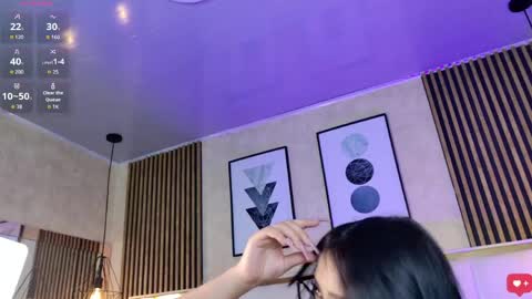 janettejones_ online show from April 23, 7:59 pm