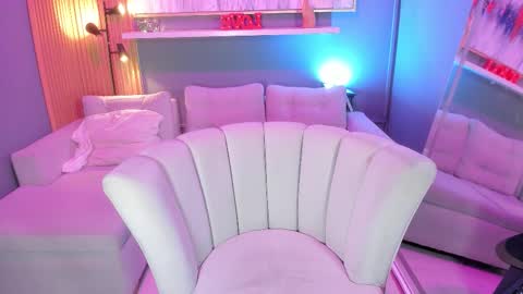 Janinne  online show from March 5, 11:19 am