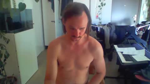 jankujan online show from September 25, 8:32 am