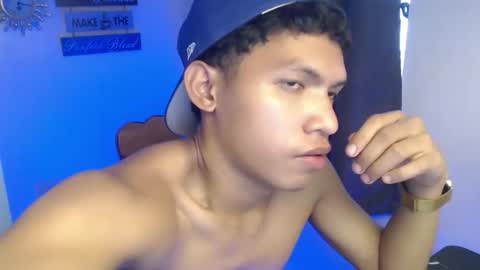 janlloyd04 online show from October 2, 7:40 am