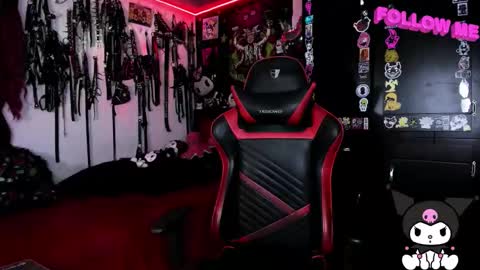      online show from October 11, 12:15 am