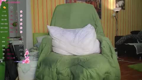 THE NEXT STREAM IS ON MONDAY online show from December 19, 6:58 pm