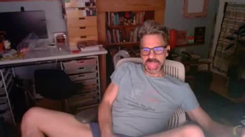 jareth_returns online show from July 30, 2:01 am