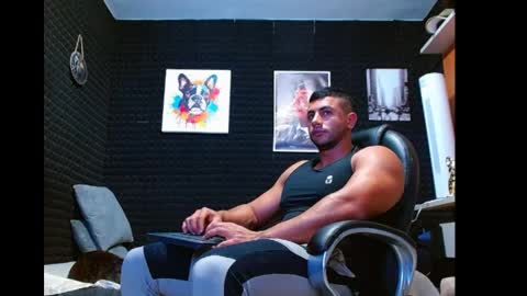 jarod online show from May 23, 8:27 pm