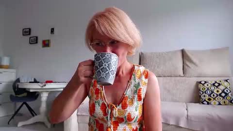 Jasmin room for people 40 online show from July 1, 1:20 pm