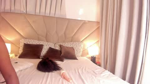 jasmin_melons online show from May 5, 4:19 am