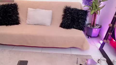 Instagram jasminecampbell1  online show from June 30, 11:46 pm