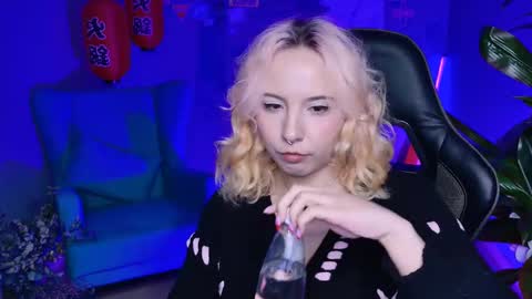 Jasmine online show from March 4, 11:29 am