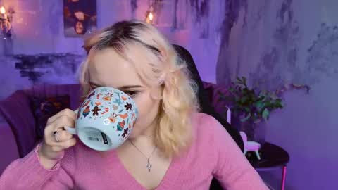 Jasmine online show from March 6, 8:19 am