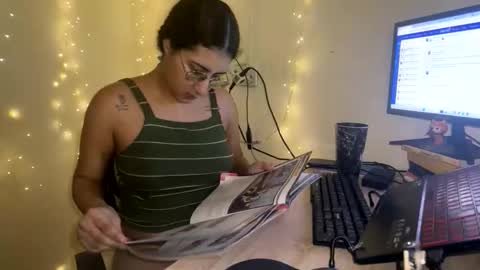 Jasmine online show from February 25, 4:54 pm