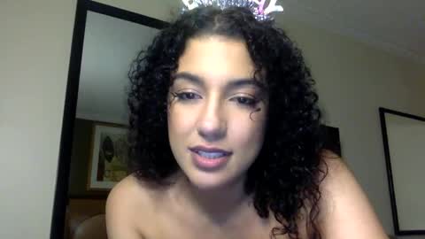 Jasmine Marie online show from January 4, 8:49 am
