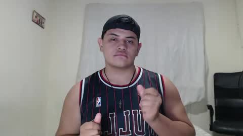 jason_boy_ online show from April 22, 5:36 am