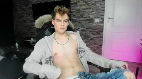 JasoN online show from March 22, 6:12 pm