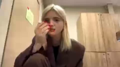 Stacy - - online show from June 12, 11:26 pm