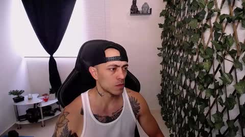 JKing  online show from February 17, 3:22 pm