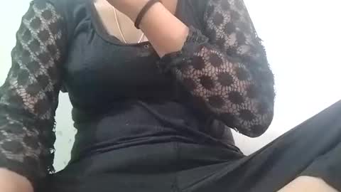 jasspreettt online show from March 11, 7:35 am