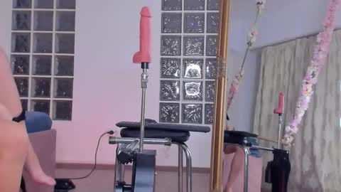 JassyeJoy online show from November 18, 5:32 am