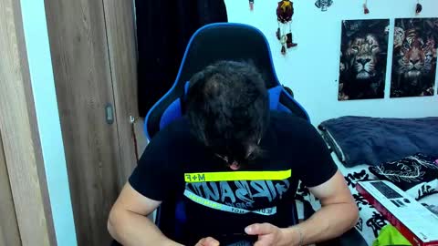 Javier online show from February 19, 9:25 pm