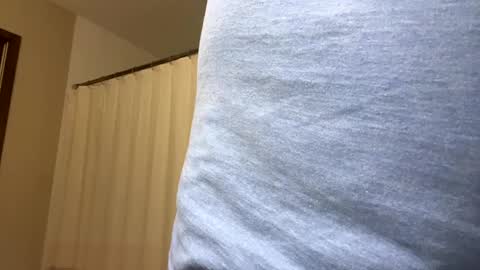 Snapshot of jawssharkparty chatting on January 8, 5:59 am Jaws  online show from January 8, 5:59 am