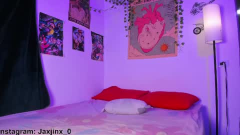 Jax and Jinx online show from May 22, 12:39 am