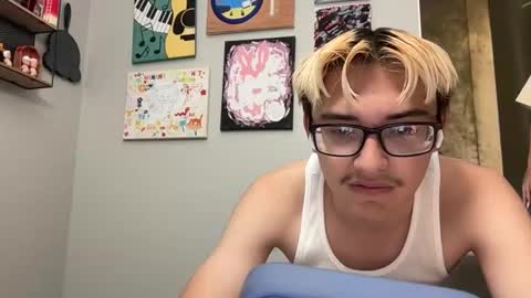 jay10697 online show from April 22, 5:36 am